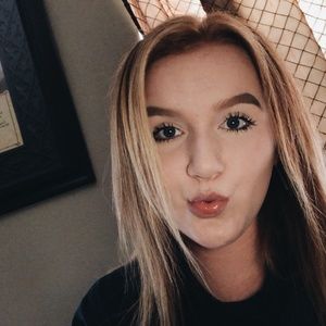 Meet your Posher, Krista